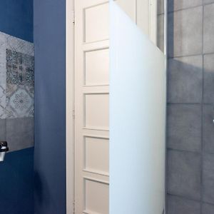 Camera standard con letto king size